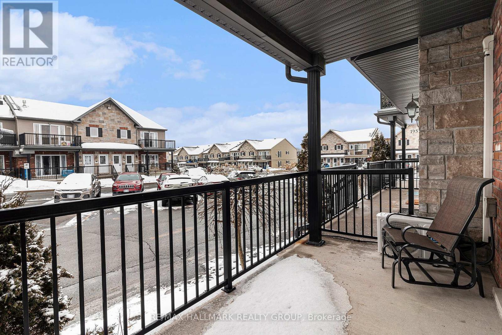 404 - 201 Eliot Drive, Clarence-Rockland, Ontario  K4K 0G4 - Photo 16 - X12012313