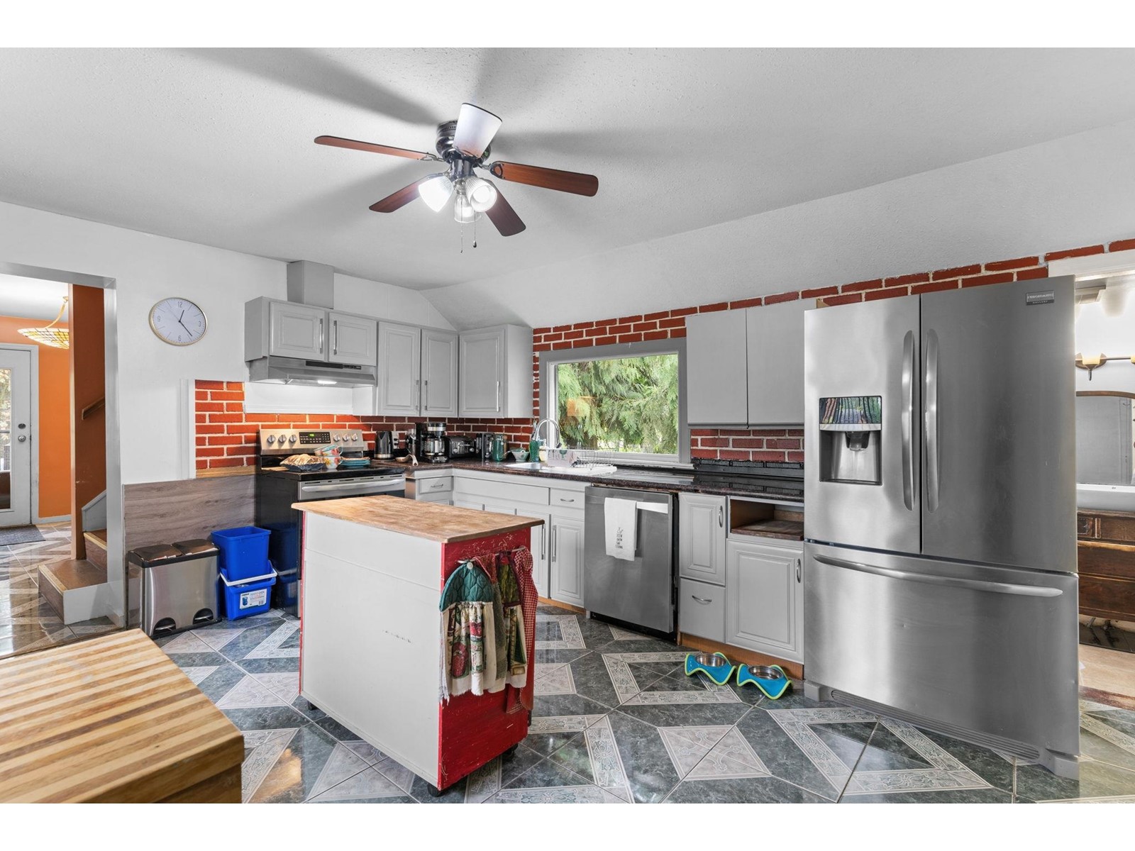 33861 Prentis Avenue, Mission, British Columbia  V2V 2J7 - Photo 10 - R2975532