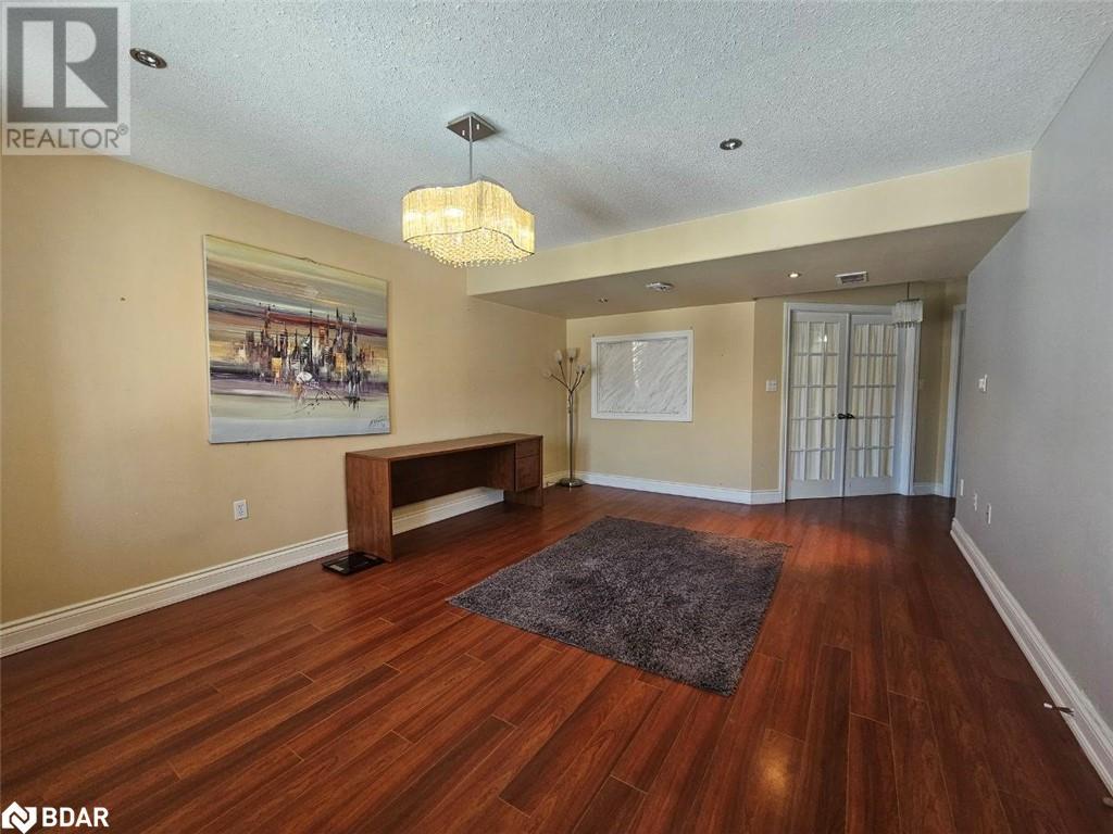 167 Wildwood Trail Unit# Main Floor, Barrie, Ontario  L4N 7Z4 - Photo 4 - 40705269