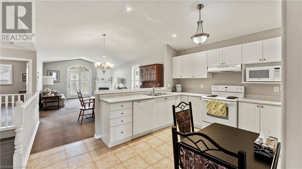 Property at 73 MORTON Avenue Unit# 4 image 5