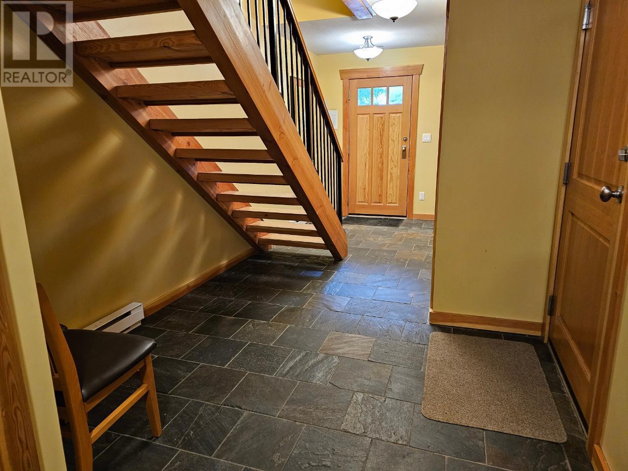 41 Rivermount Place Unit# 103, Fernie, British Columbia  V0B 1M7 - Photo 4 - 10338390