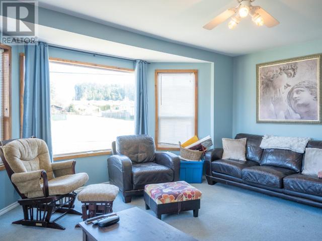 4331 Manson Ave, Powell River, British Columbia  V8A 3N1 - Photo 4 - 18774