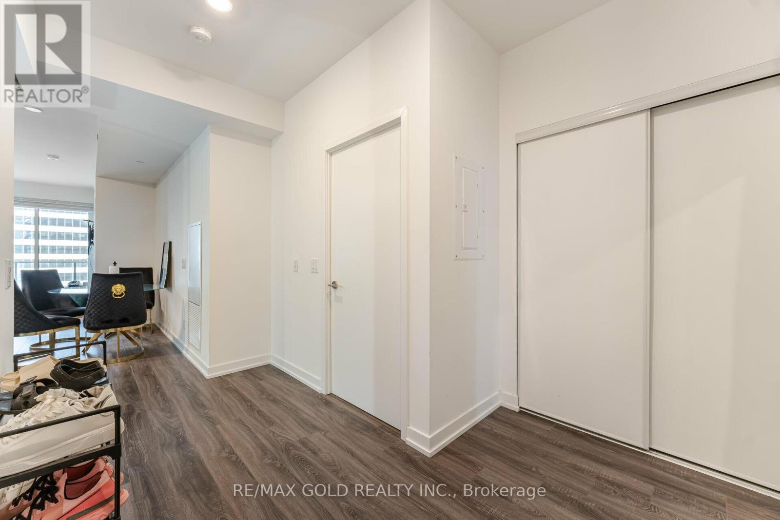 2506 - 20 Edward Street, Toronto, Ontario  M5G 1C9 - Photo 4 - C12012293