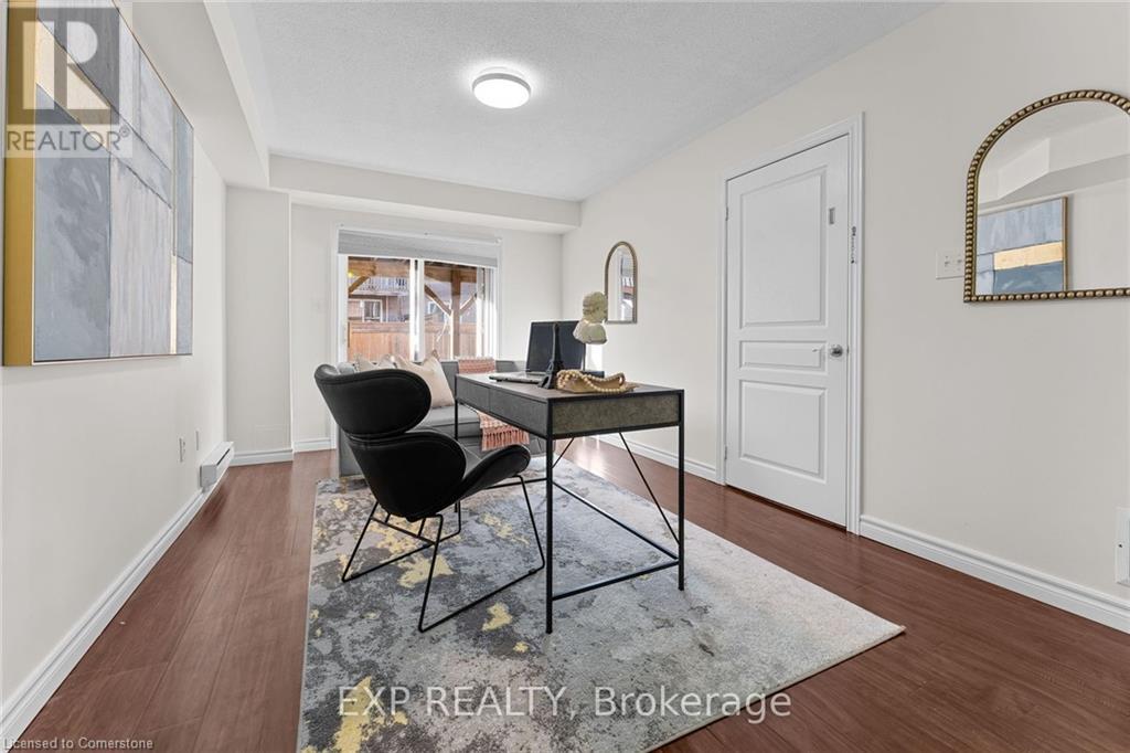 Property at 2329 SADDLECREEK Crescent image 2