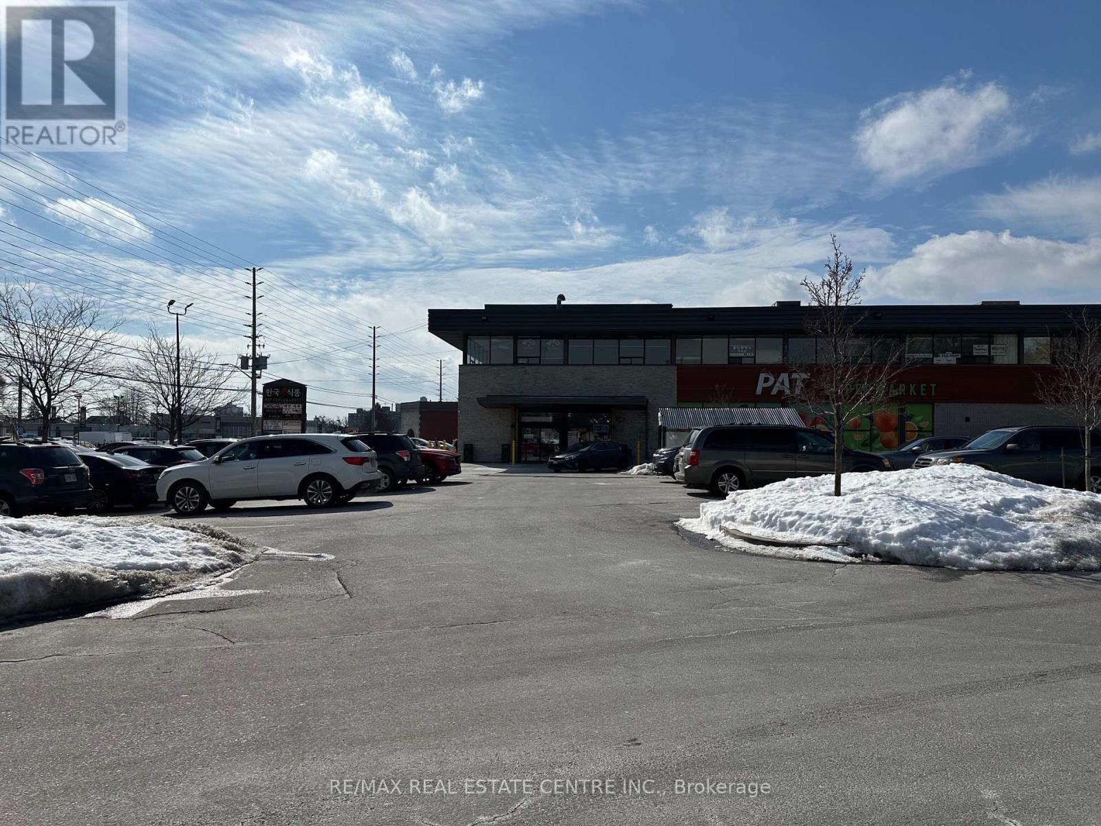 208 - 333 Dundas Street, Mississauga (Cooksville), Ontario  L5A 1X1 - Photo 3 - W12012237