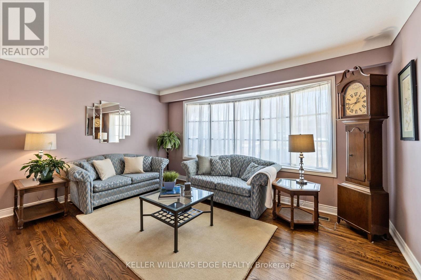 5200 Suncrest Road, Burlington (Appleby), Ontario  L7L 3W8 - Photo 4 - W12012267