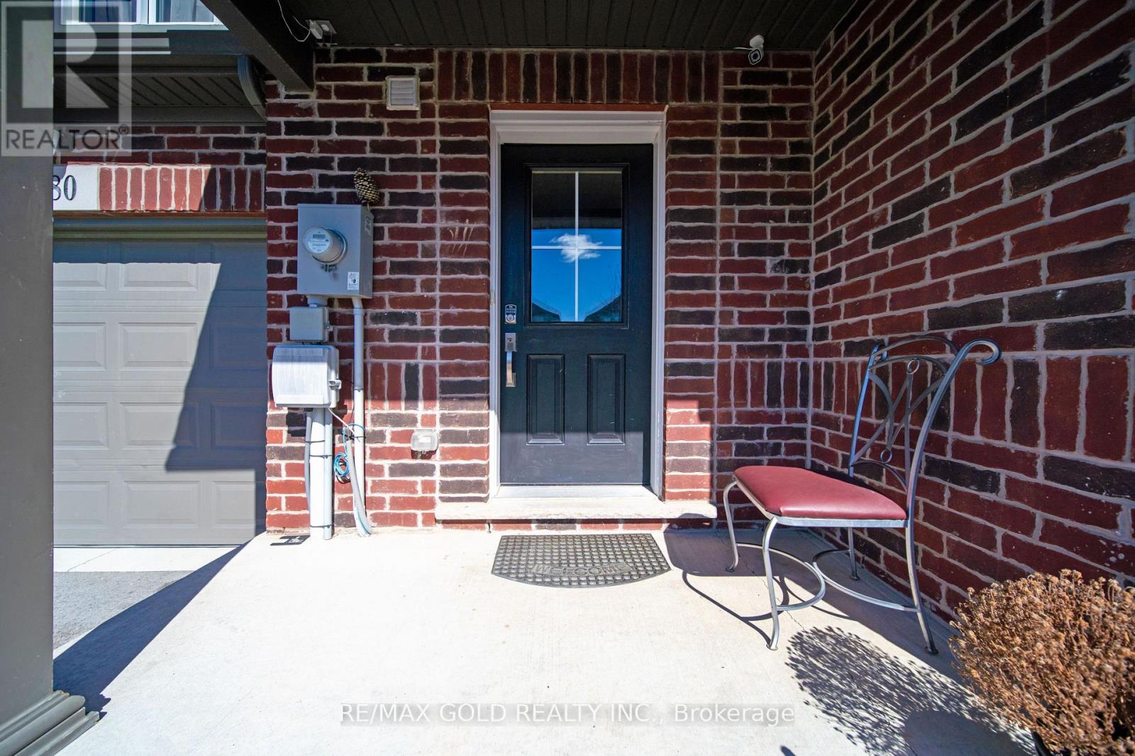 Property at 80 MONARCH STREET image 2