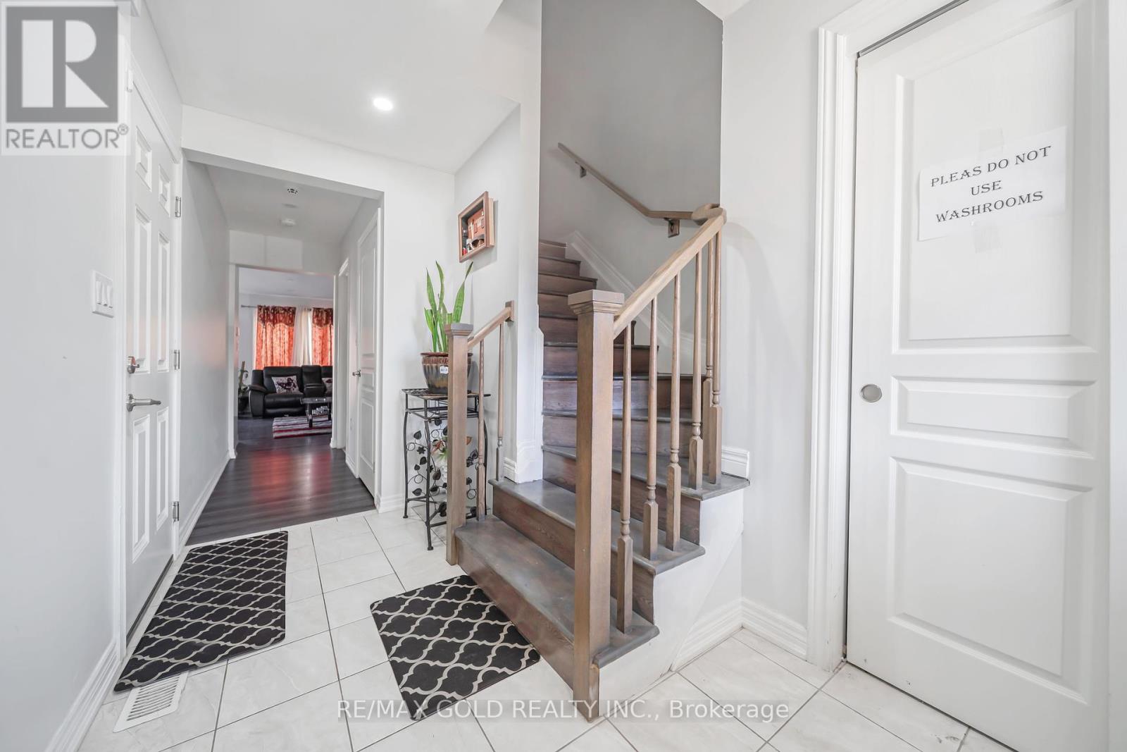 Property at 80 MONARCH STREET image 5