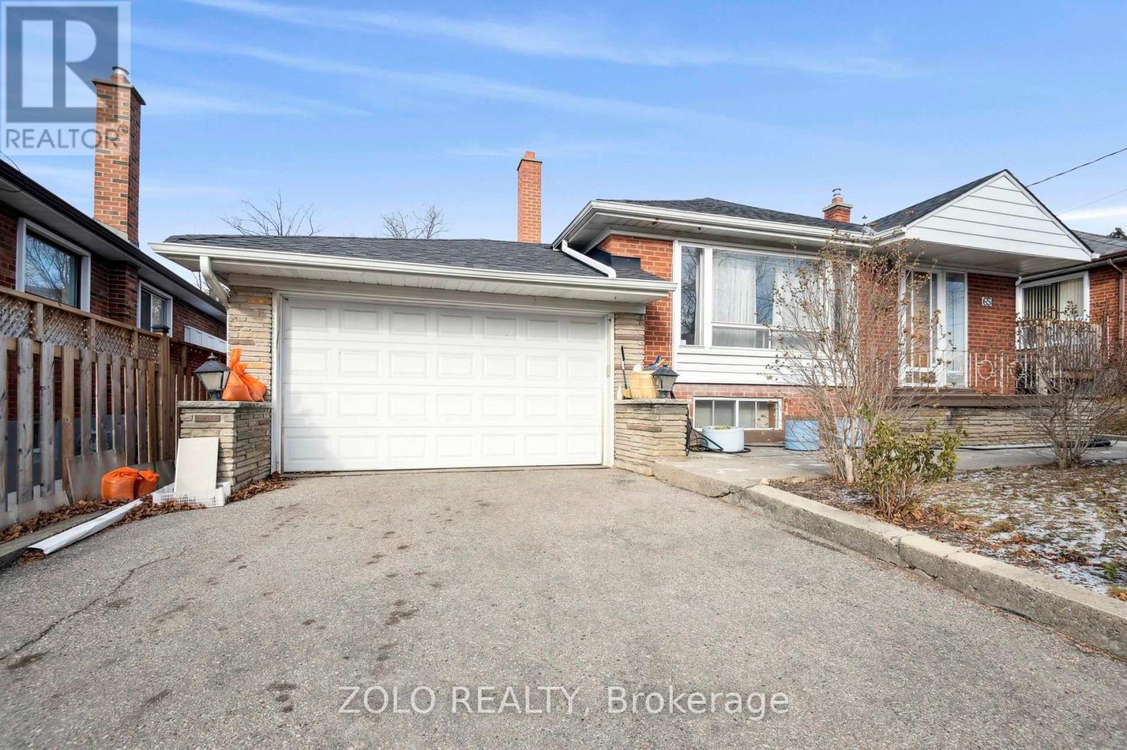 Property at 65 RIDGE POINT CRESCENT image 2