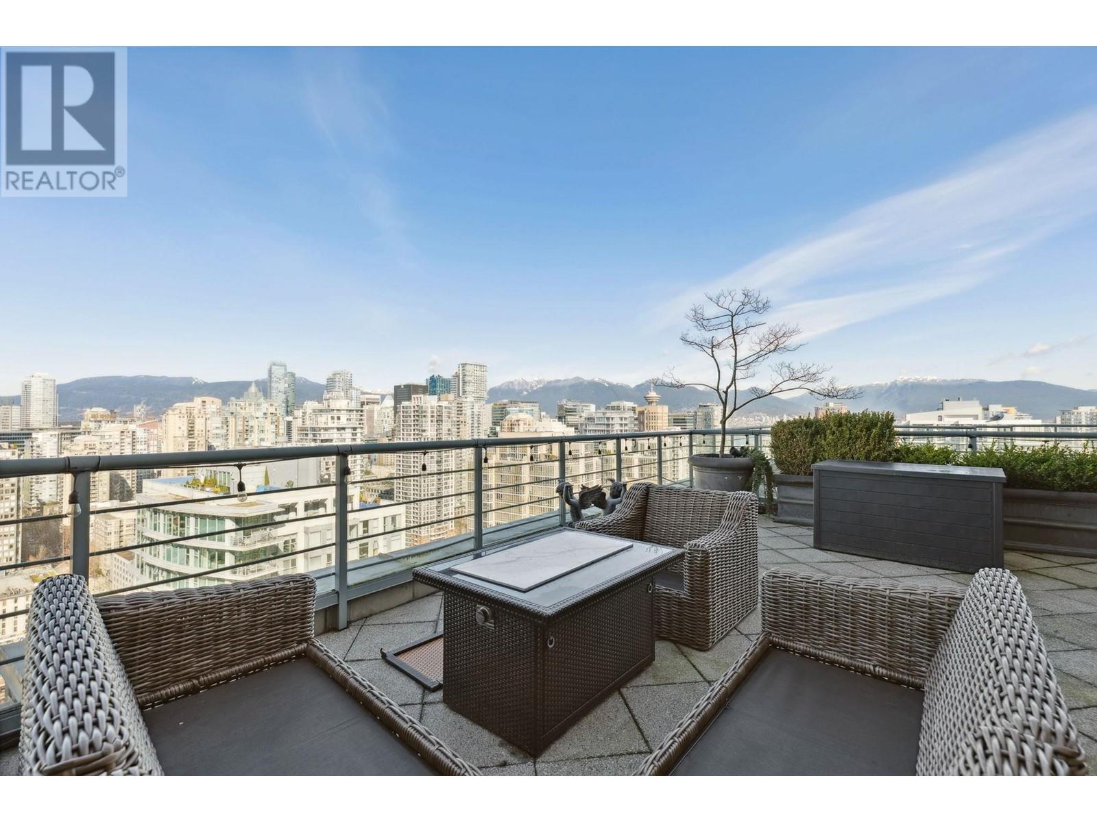 Listing Picture 17 of 39 : 3801 1009 EXPO BOULEVARD, Vancouver / 溫哥華 - 魯藝地產 Yvonne Lu Group - MLS Medallion Club Member