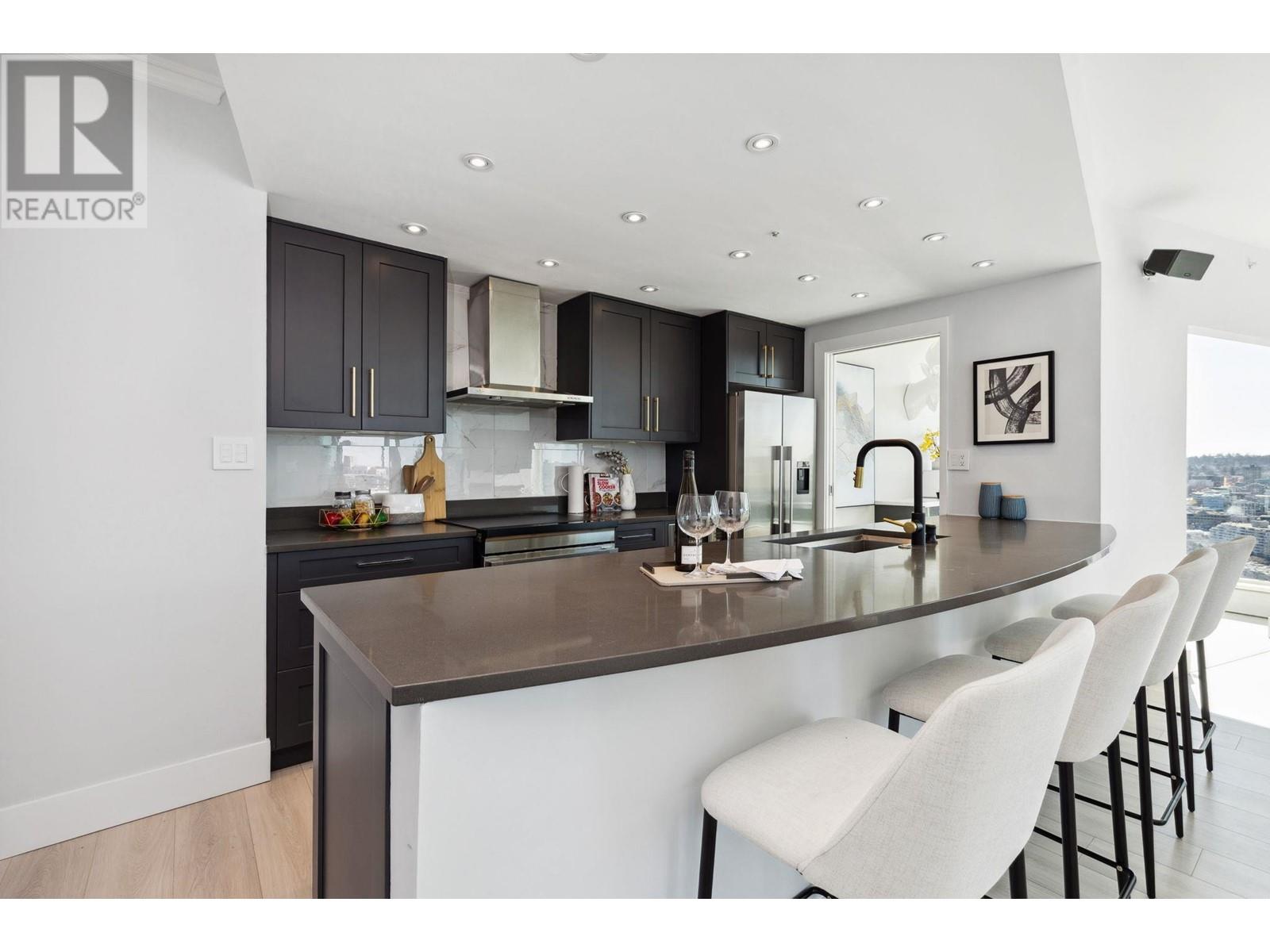 Listing Picture 29 of 39 : 3801 1009 EXPO BOULEVARD, Vancouver / 溫哥華 - 魯藝地產 Yvonne Lu Group - MLS Medallion Club Member