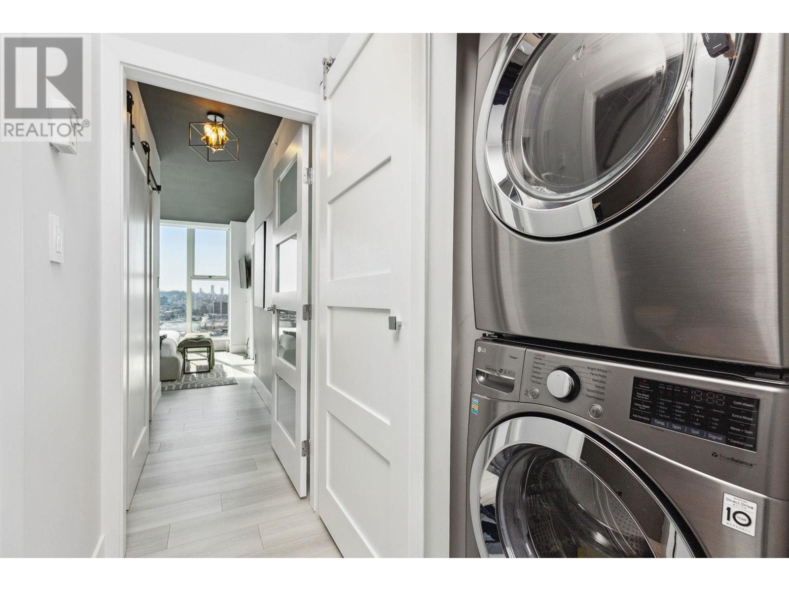 Listing Picture 31 of 39 : 3801 1009 EXPO BOULEVARD, Vancouver / 溫哥華 - 魯藝地產 Yvonne Lu Group - MLS Medallion Club Member