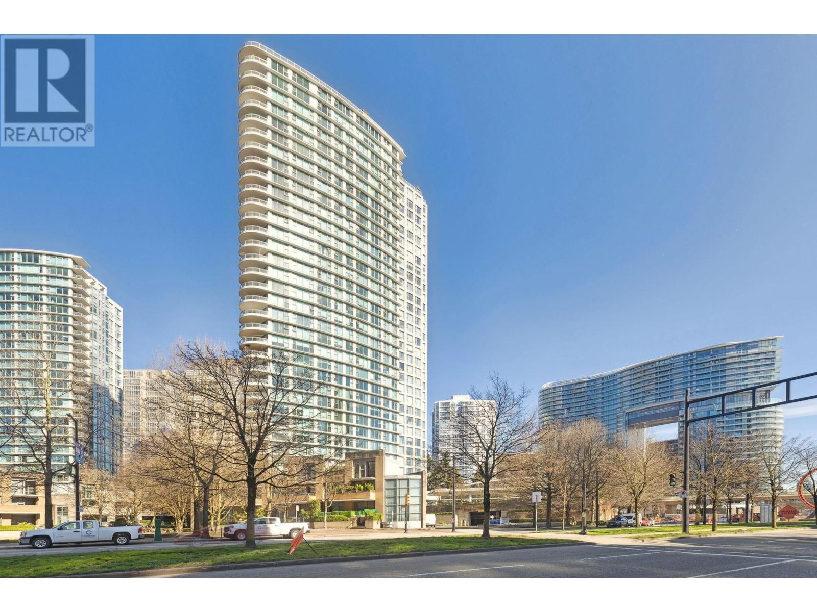 Listing Picture 33 of 39 : 3801 1009 EXPO BOULEVARD, Vancouver / 溫哥華 - 魯藝地產 Yvonne Lu Group - MLS Medallion Club Member