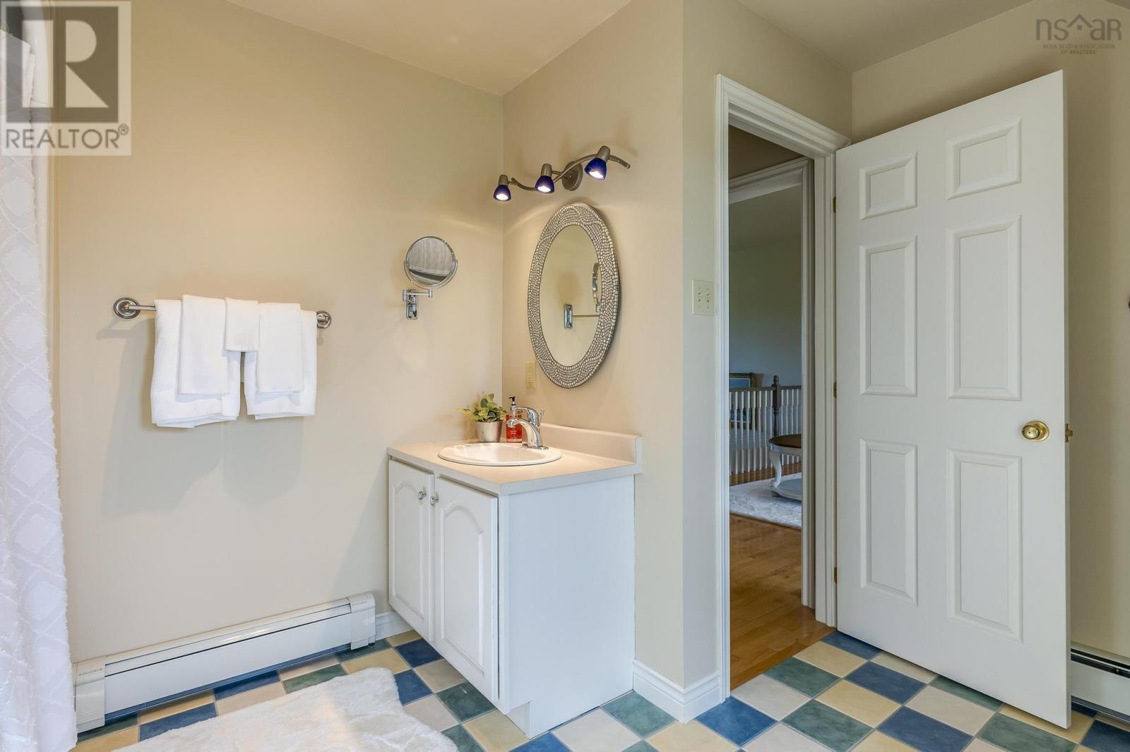 20 Harvey Drive, Baddeck, Nova Scotia  B0E 1B0 - Photo 41 - 202504590