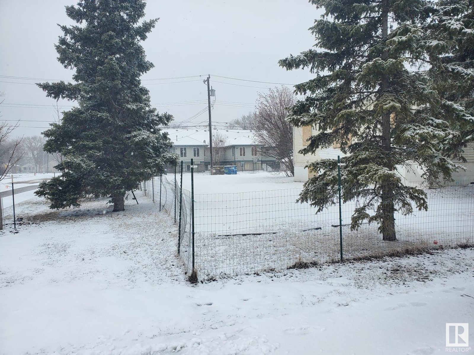 Property at 11906 76 ST NW image