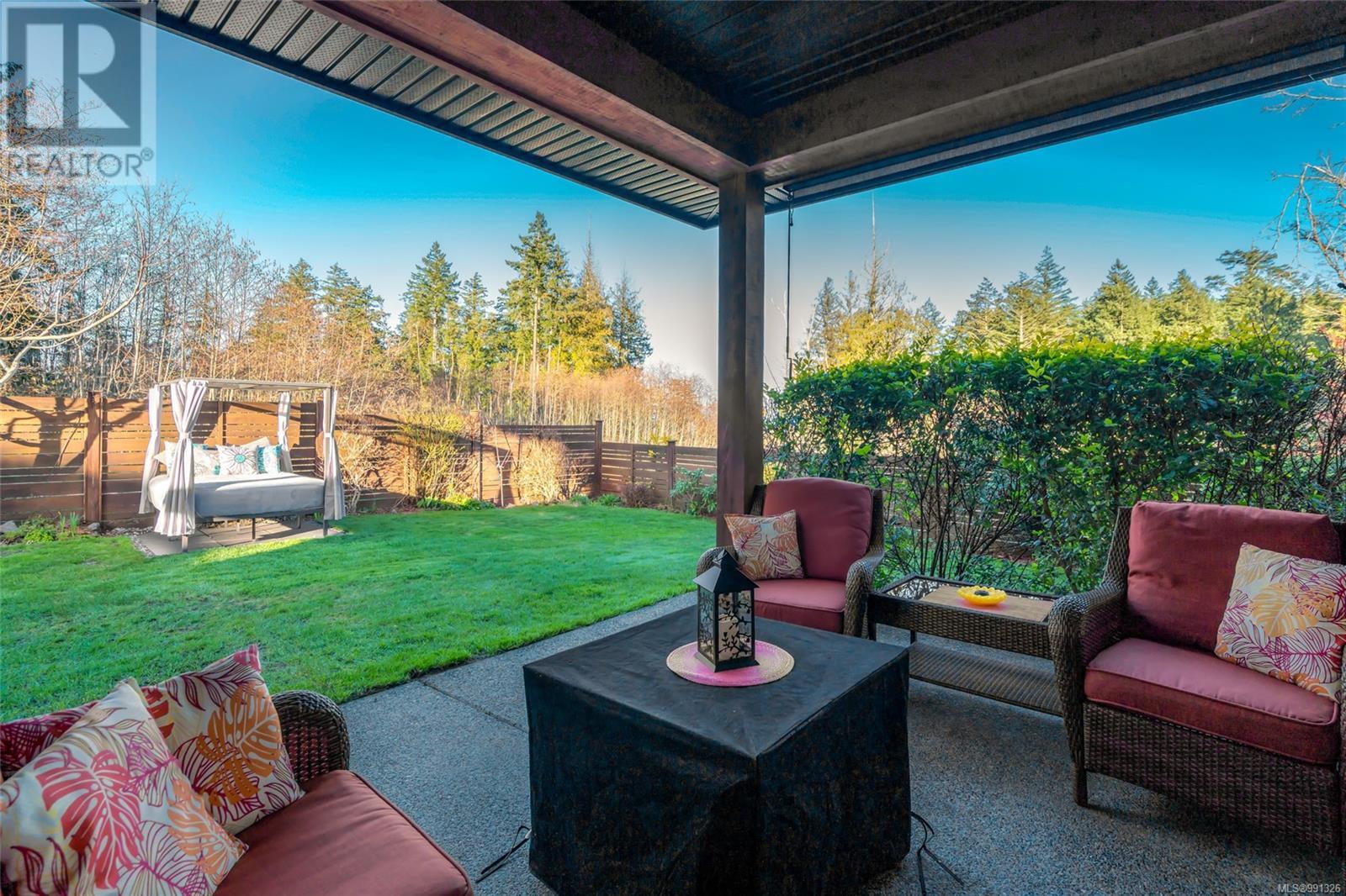 Property at 203 Timbercrest Way image 4