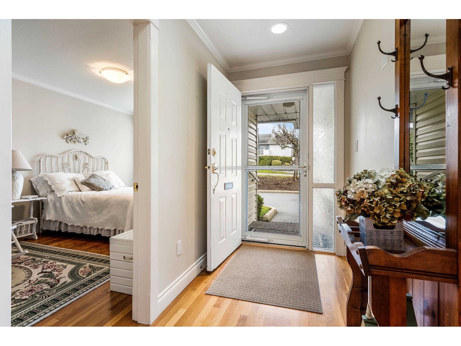 Property at 14 3054 TRAFALGAR STREET image 3