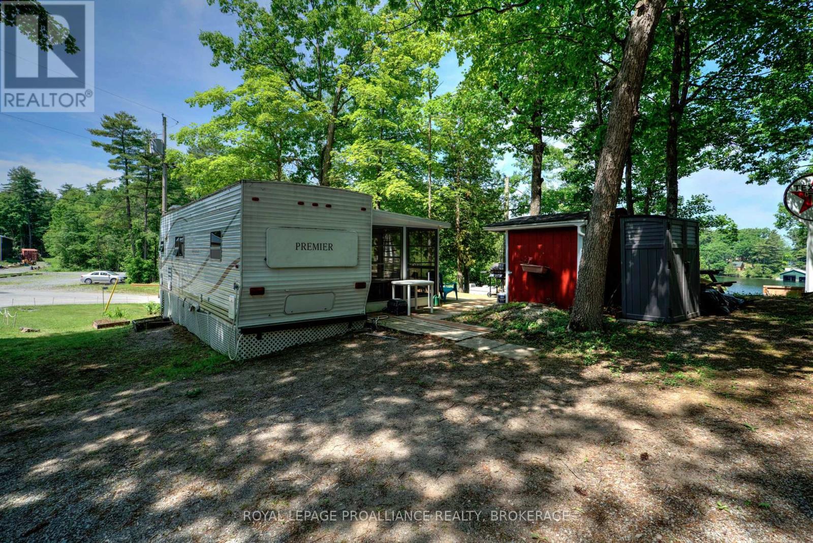 292 Marina Road, Rideau Lakes, Ontario  K0G 1E0 - Photo 14 - X12012552