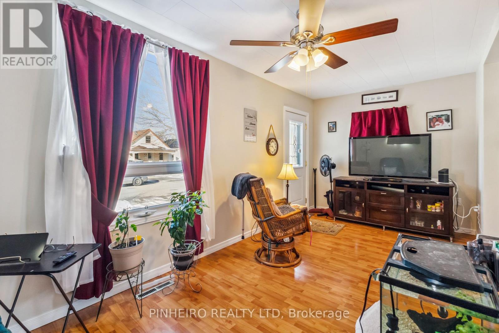 Photo 5 of 32 for 136 St Julien Street