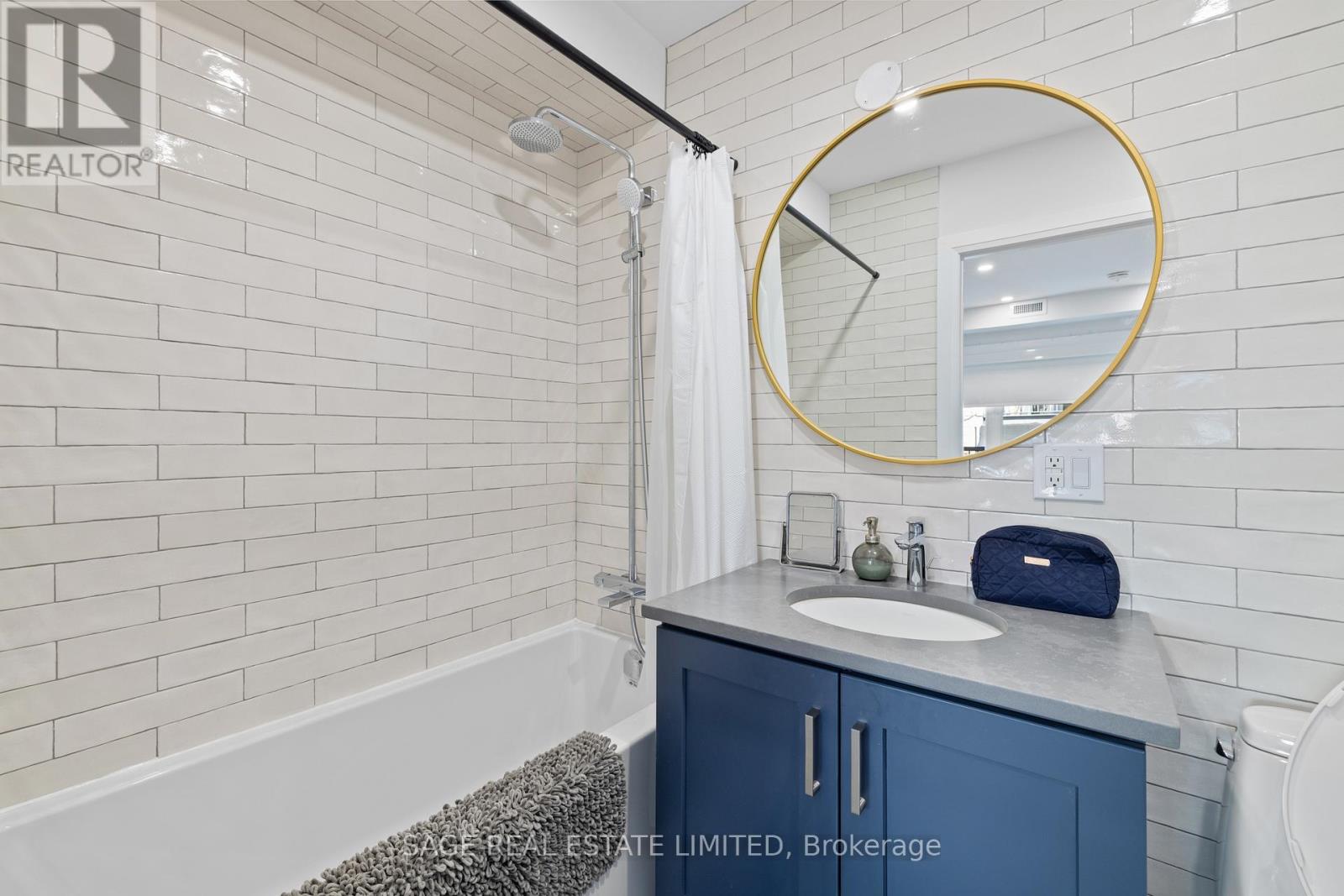 4 - 225 Carlton Street, Toronto, Ontario  M5A 2L2 - Photo 16 - C12012513
