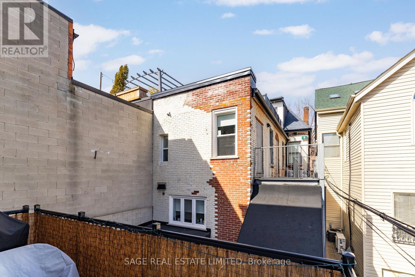 4 - 225 Carlton Street, Toronto, Ontario  M5A 2L2 - Photo 21 - C12012513