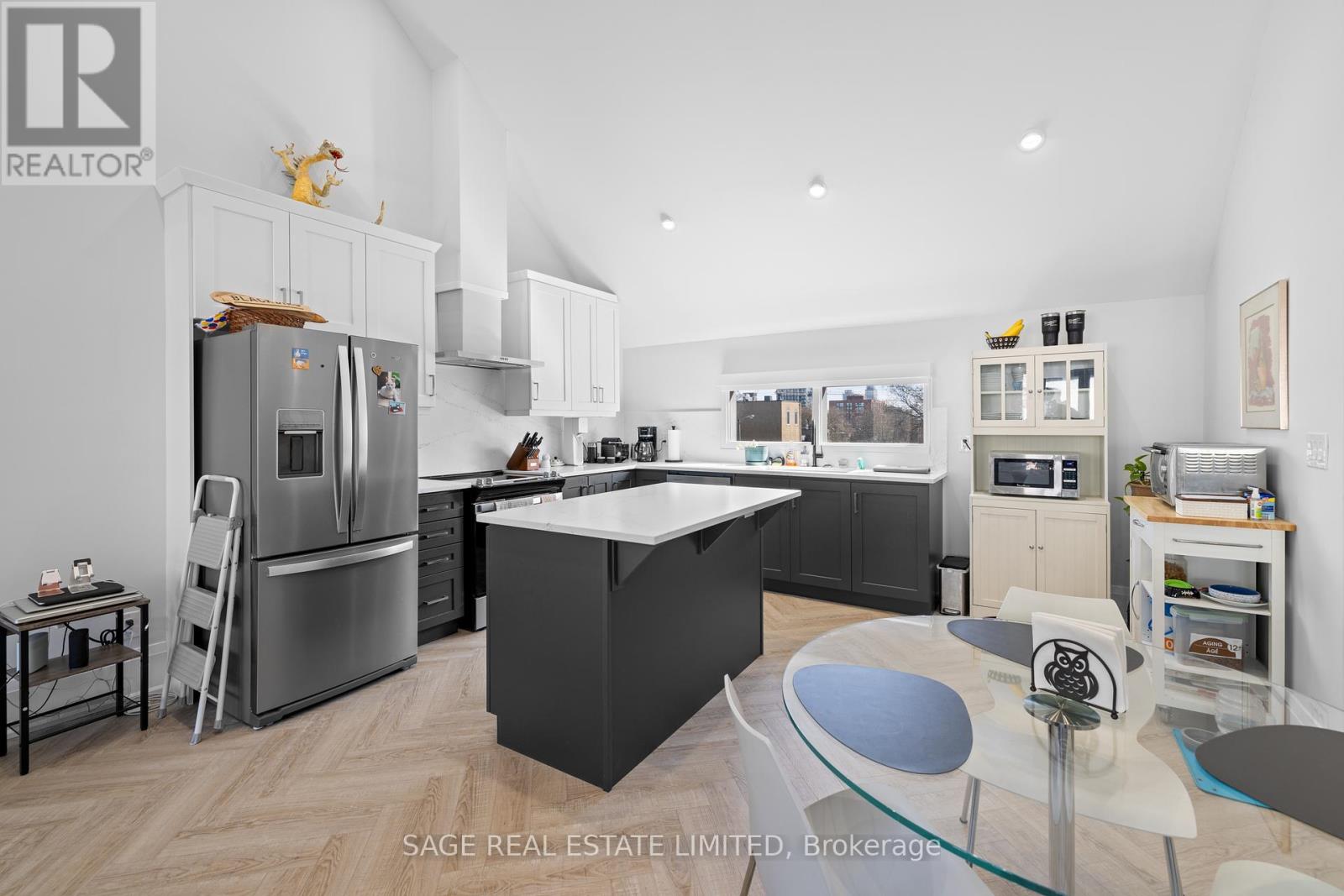 4 - 225 Carlton Street, Toronto, Ontario  M5A 2L2 - Photo 9 - C12012513