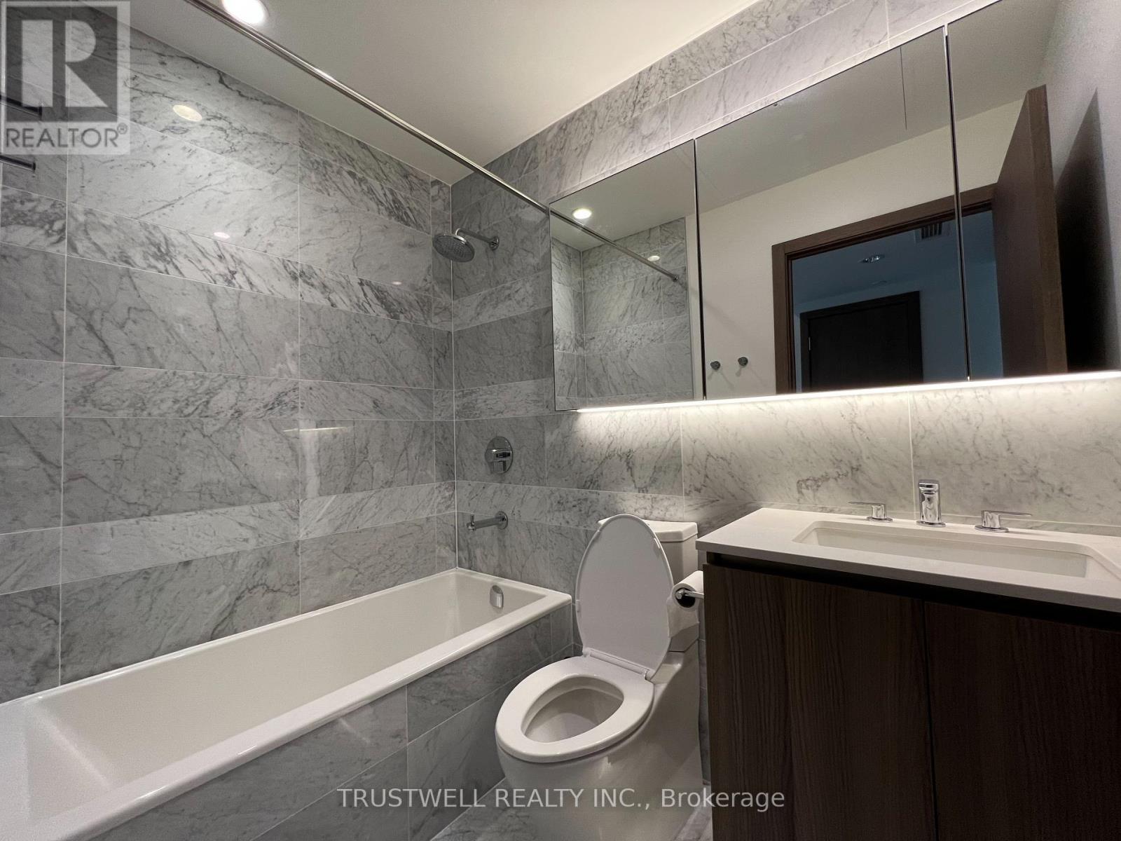 3309 - 17 Bathurst Street, Toronto, Ontario  M6A 2E1 - Photo 6 - C12012555