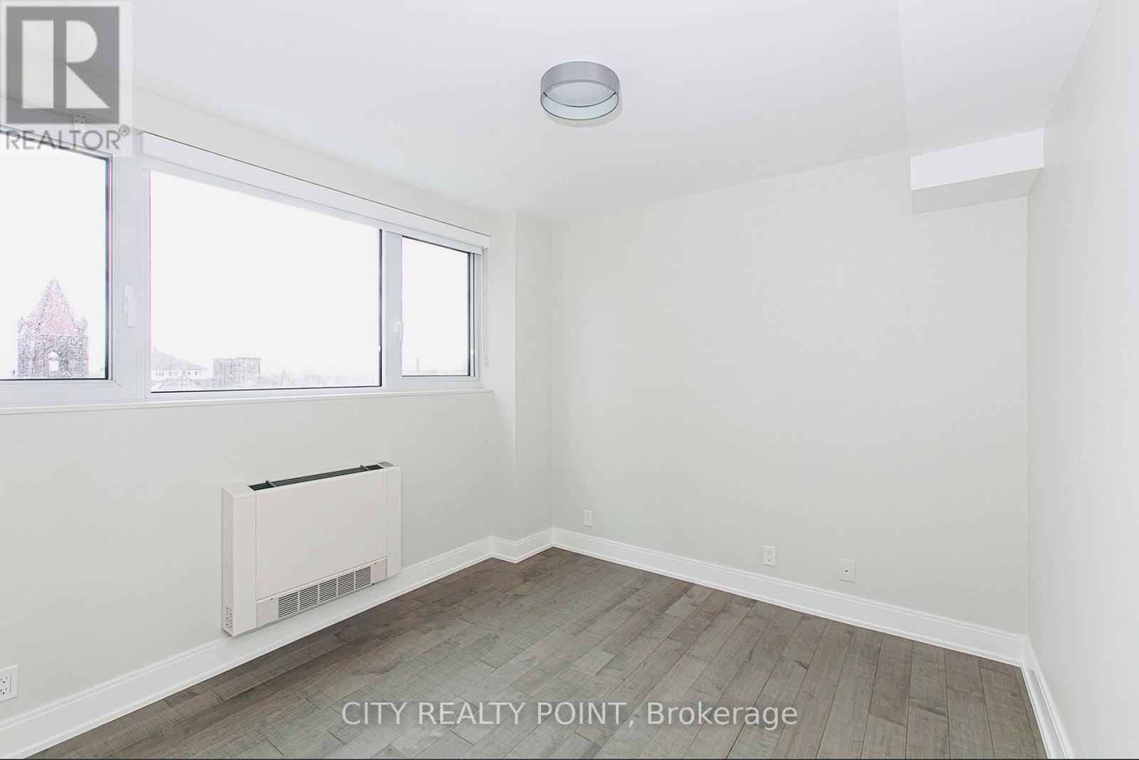 708 - 11 Walmer Street, Toronto, Ontario  M5R 2P7 - Photo 22 - C12012585