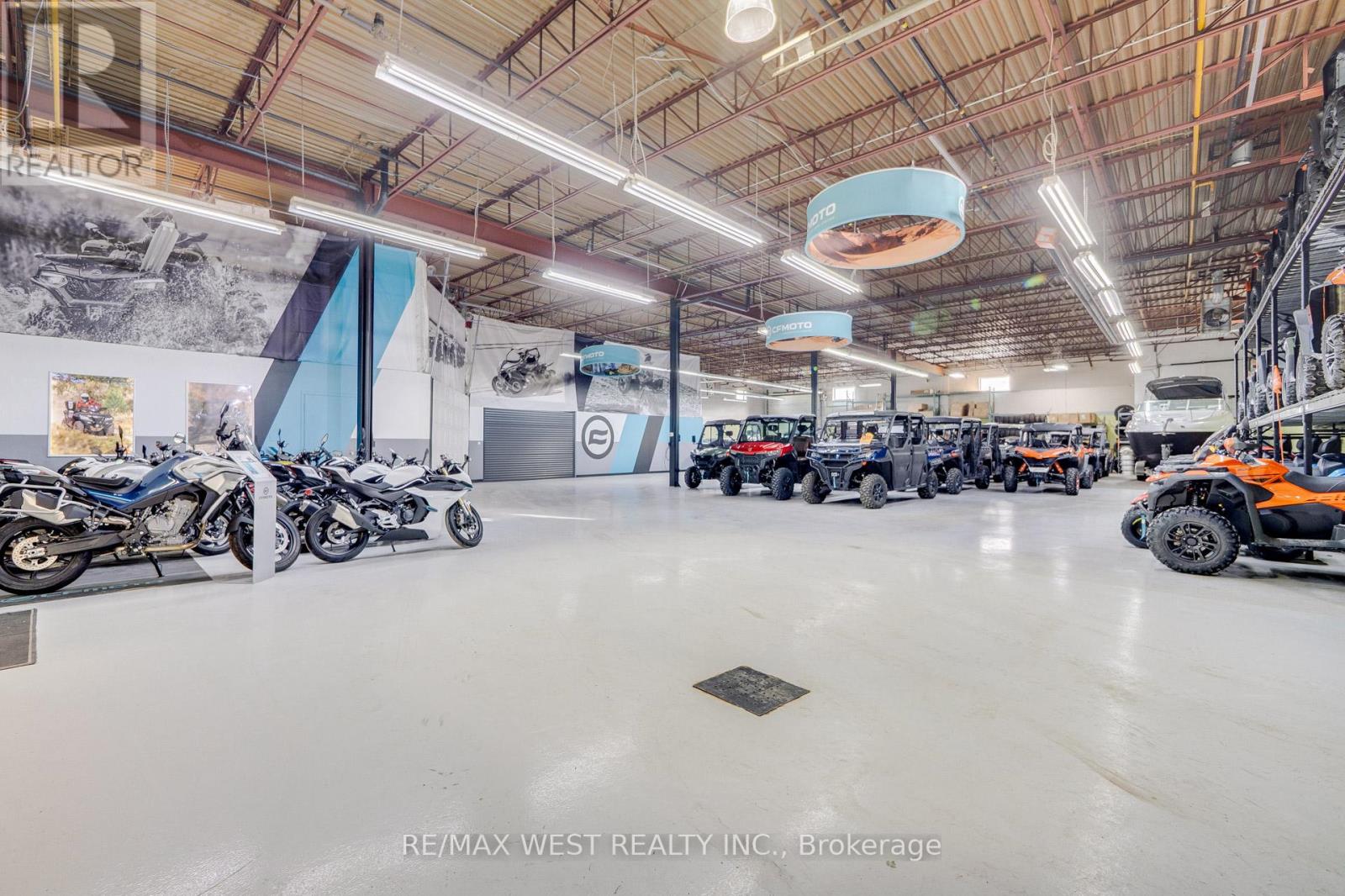 390 Bradwick Drive, Vaughan, Ontario  L4K 2W4 - Photo 3 - N12012603