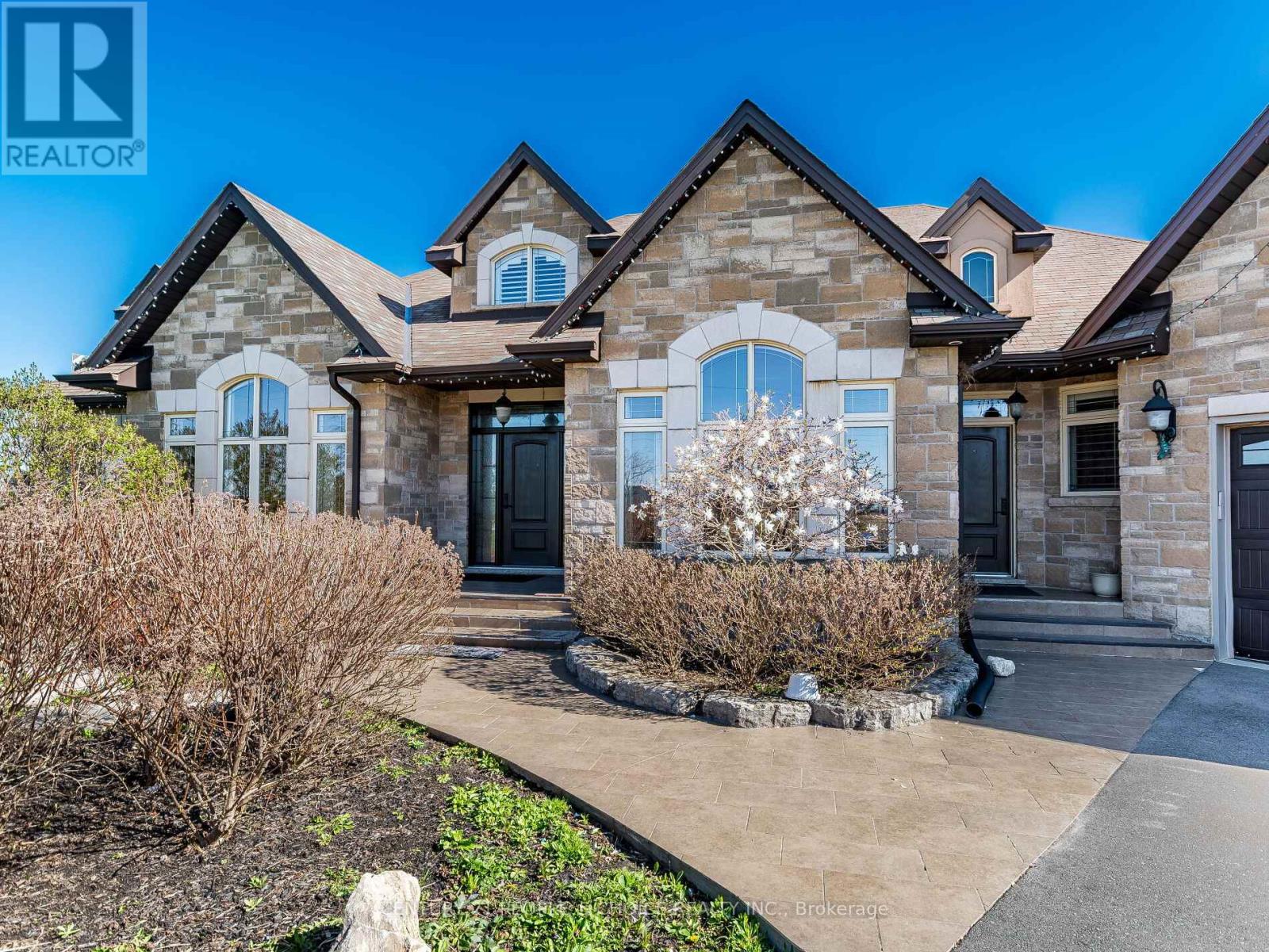 191 KEMP ROAD E, Grimsby, Ontario