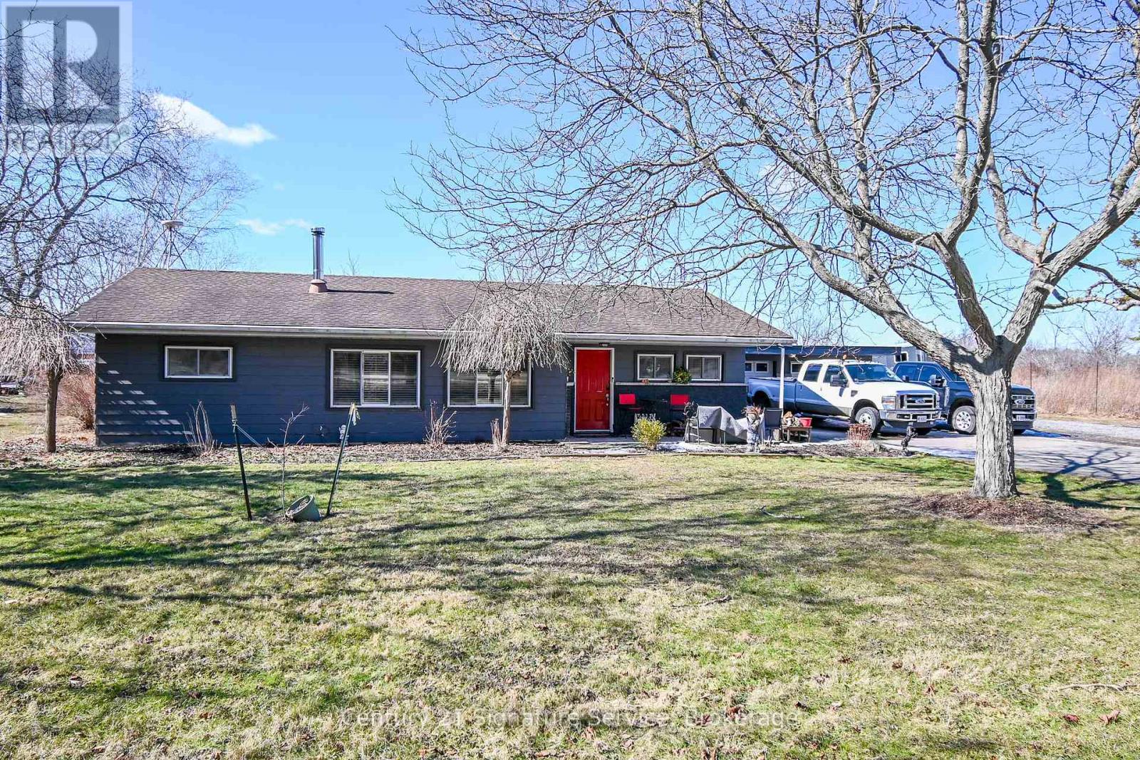 Property at 752 EMPIRE ROAD image 1