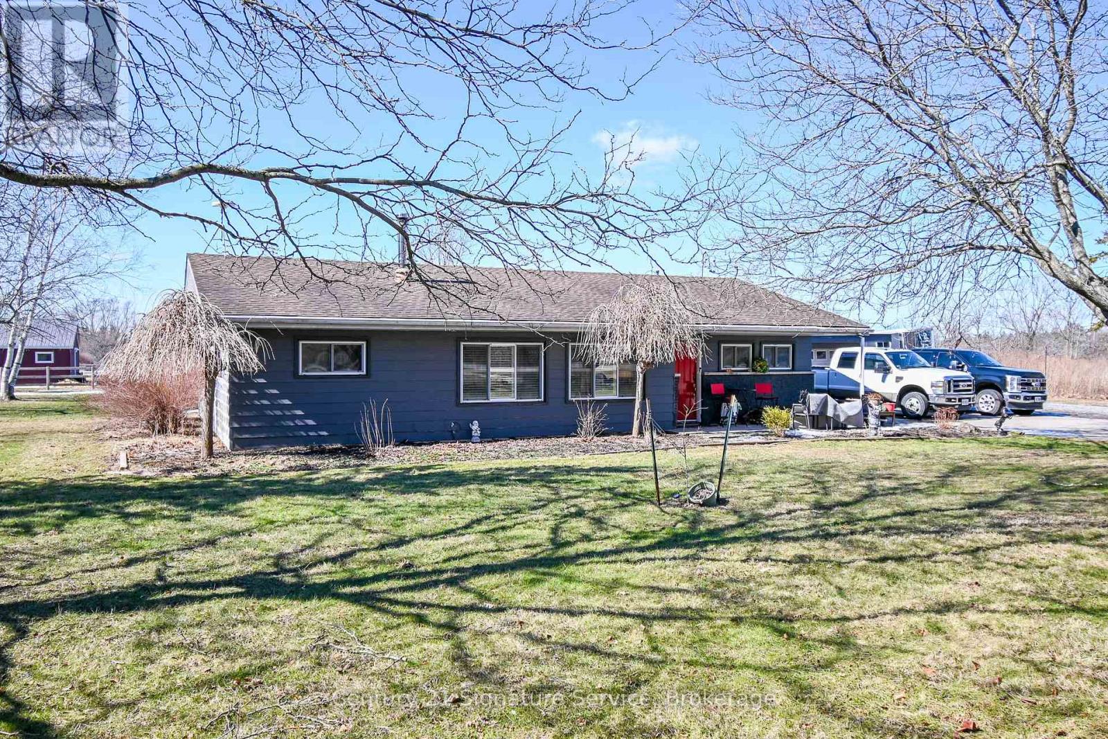 Property at 752 EMPIRE ROAD image 2