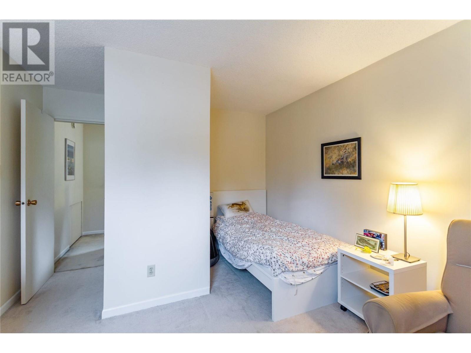 Listing Picture 12 of 16 : 7361 LIARD PLACE, Vancouver / 溫哥華 - 魯藝地產 Yvonne Lu Group - MLS Medallion Club Member