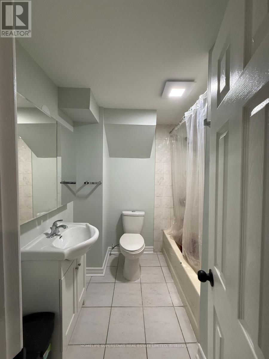 5570 WHISTLER CRESCENT, Mississauga, Ontario
