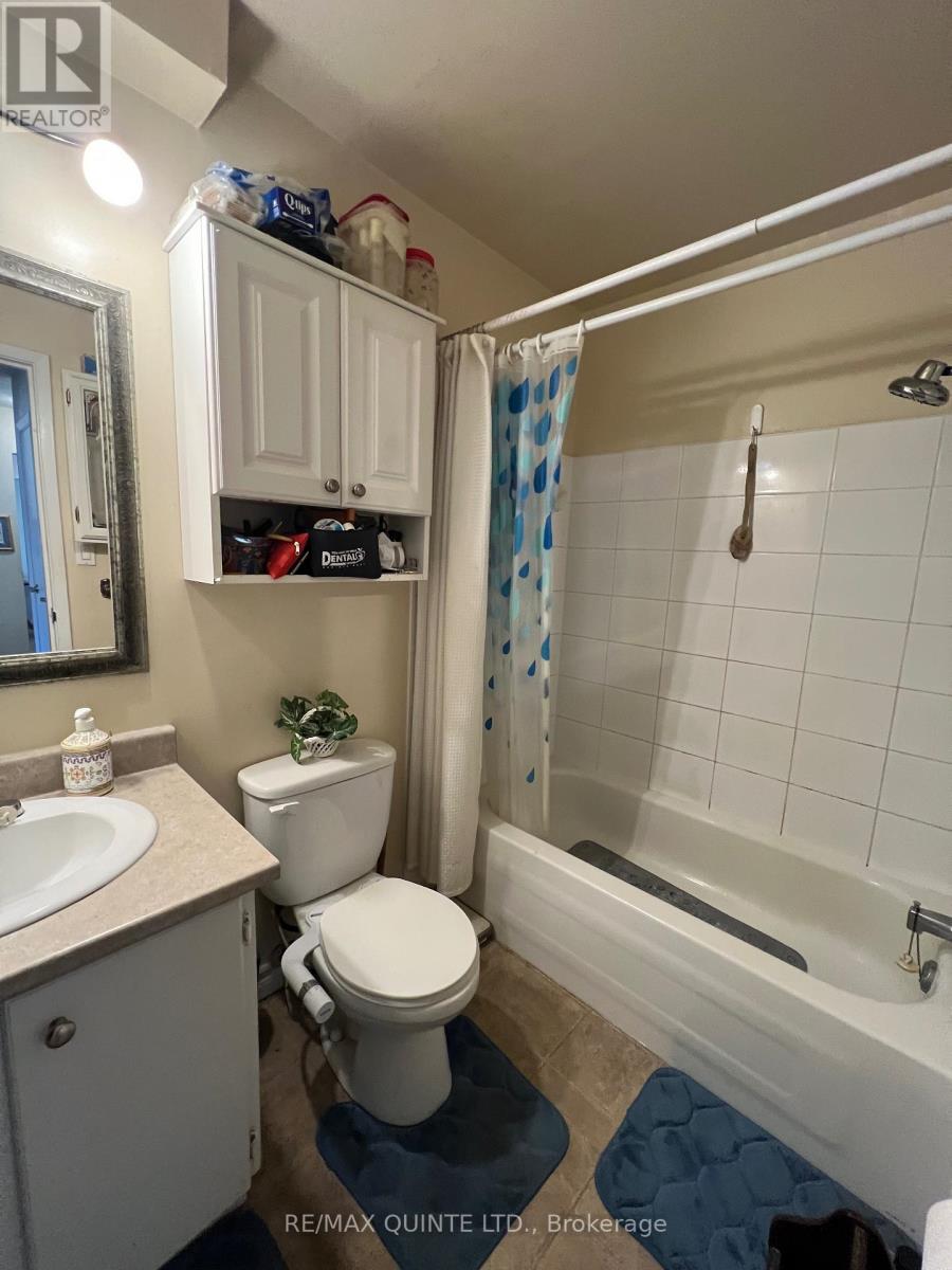 205 - 80 Grier Street, Belleville, Ontario  K8P 3A3 - Photo 21 - X12012691