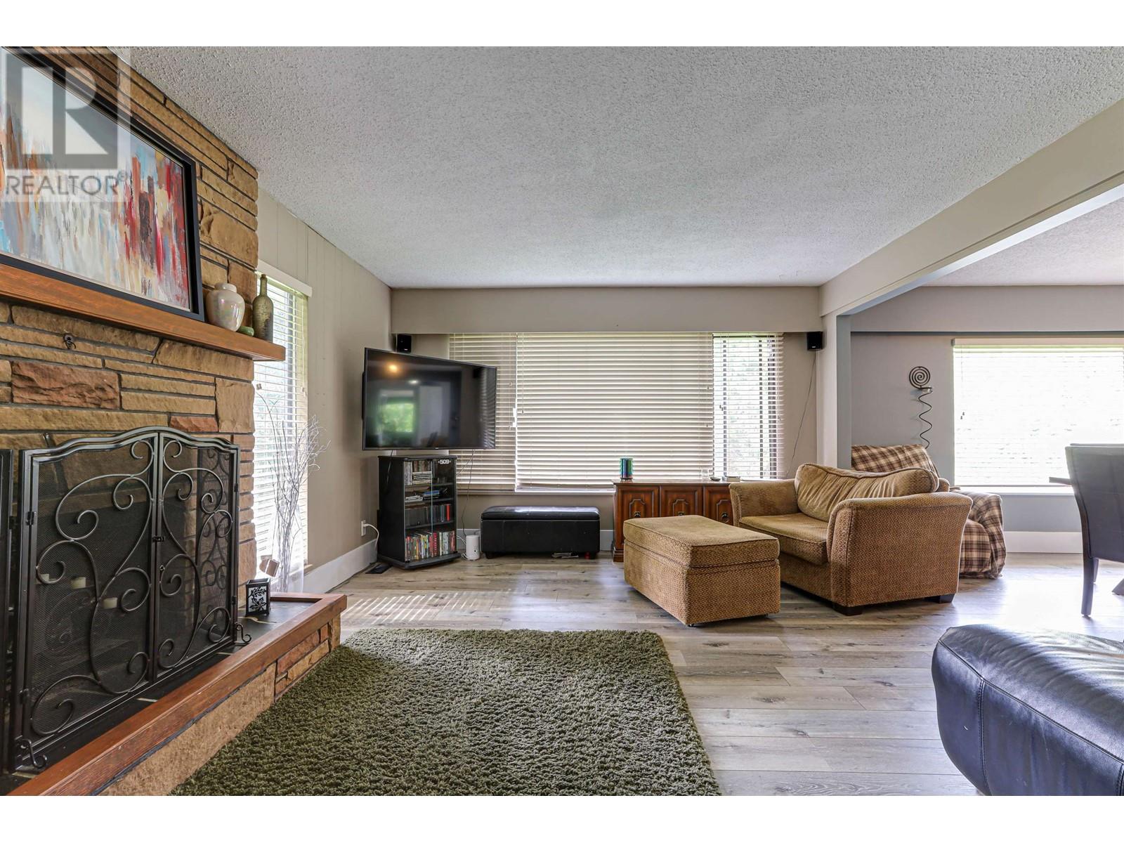 26766 Dewdney Trunk Road, Maple Ridge, British Columbia  V2W 1N9 - Photo 11 - R2929906