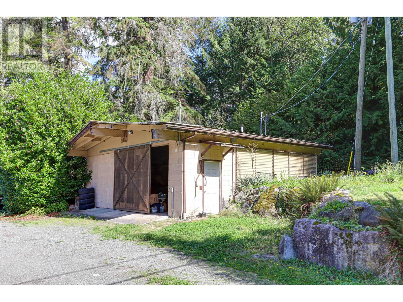 Property at 26766 DEWDNEY TRUNK ROAD image 4