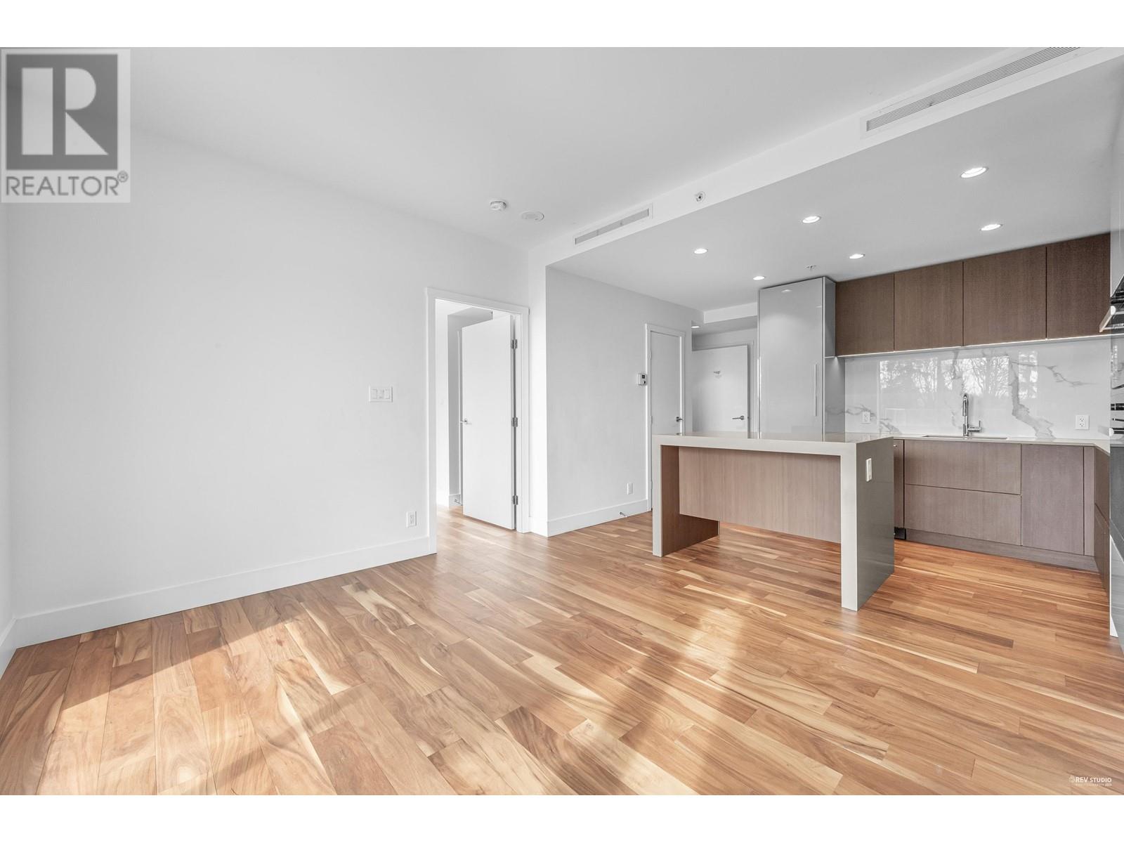 304 1632 Lions Gate Lane, North Vancouver, British Columbia  V7P 0E2 - Photo 13 - R2976201