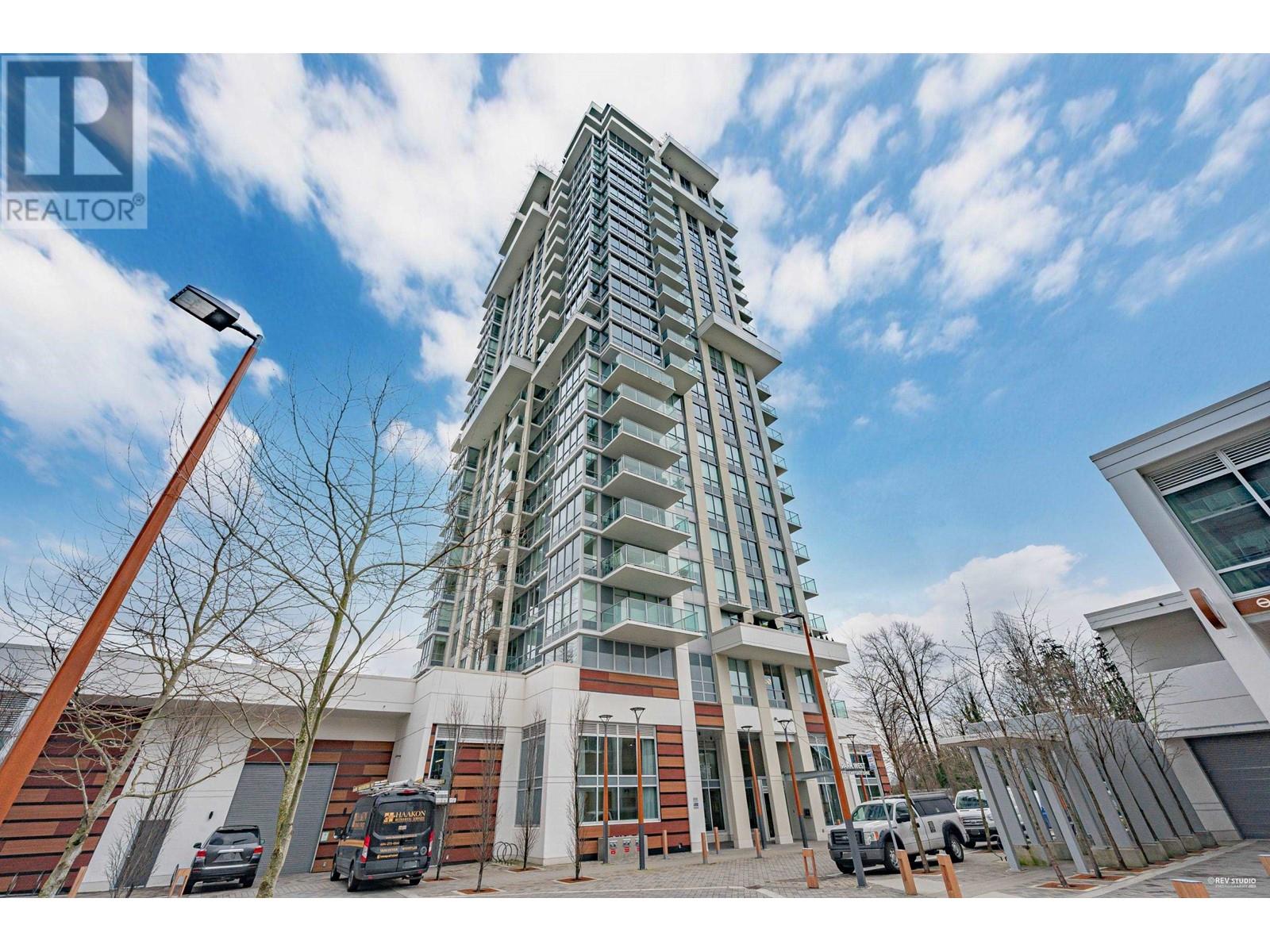 304 1632 Lions Gate Lane, North Vancouver, British Columbia  V7P 0E2 - Photo 2 - R2976201