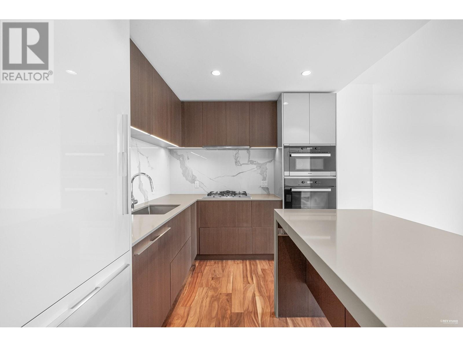 304 1632 Lions Gate Lane, North Vancouver, British Columbia  V7P 0E2 - Photo 6 - R2976201