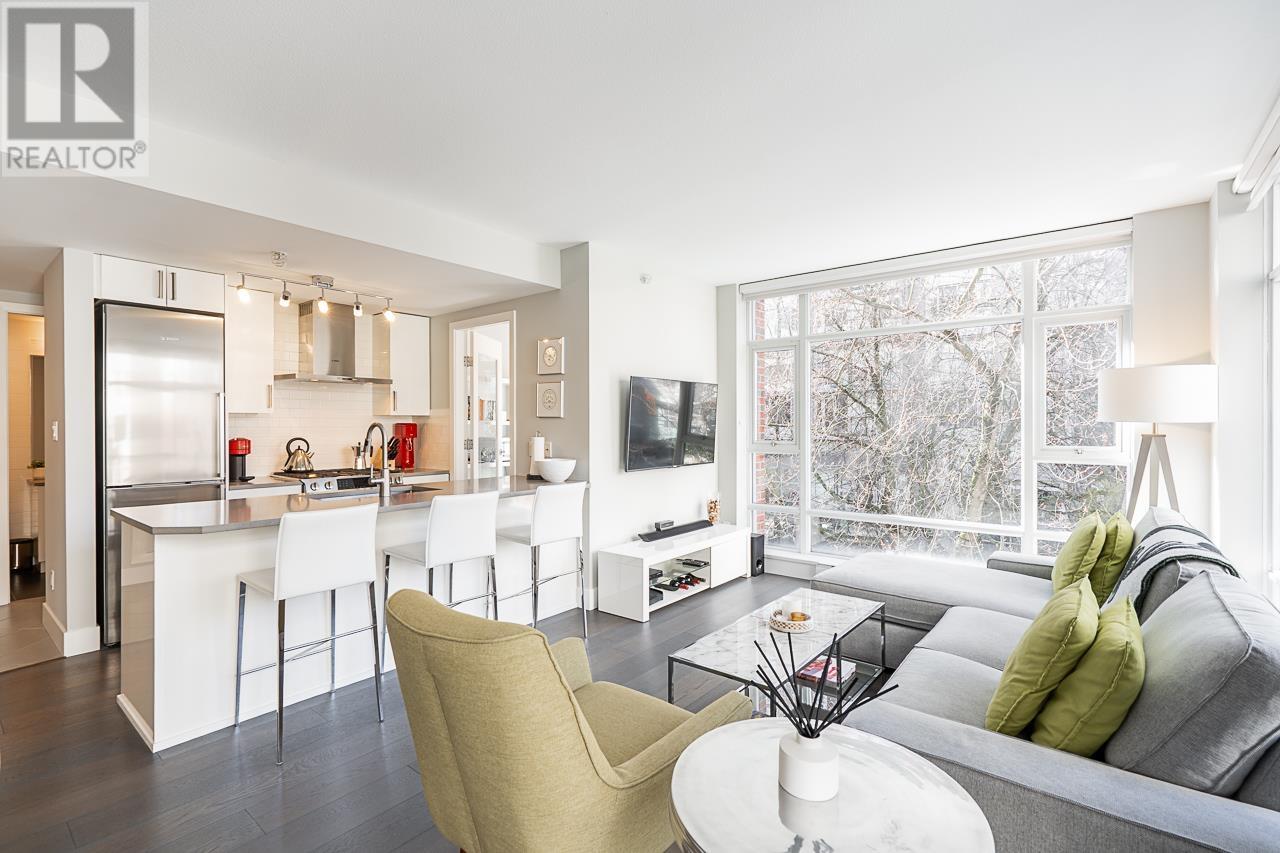 306 988 RICHARDS STREET, vancouver, British Columbia
