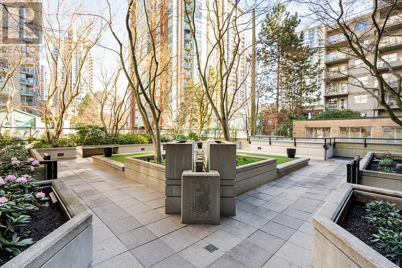 306 988 Richards Street, Vancouver, British Columbia  V6B 8R2 - Photo 30 - R2976204