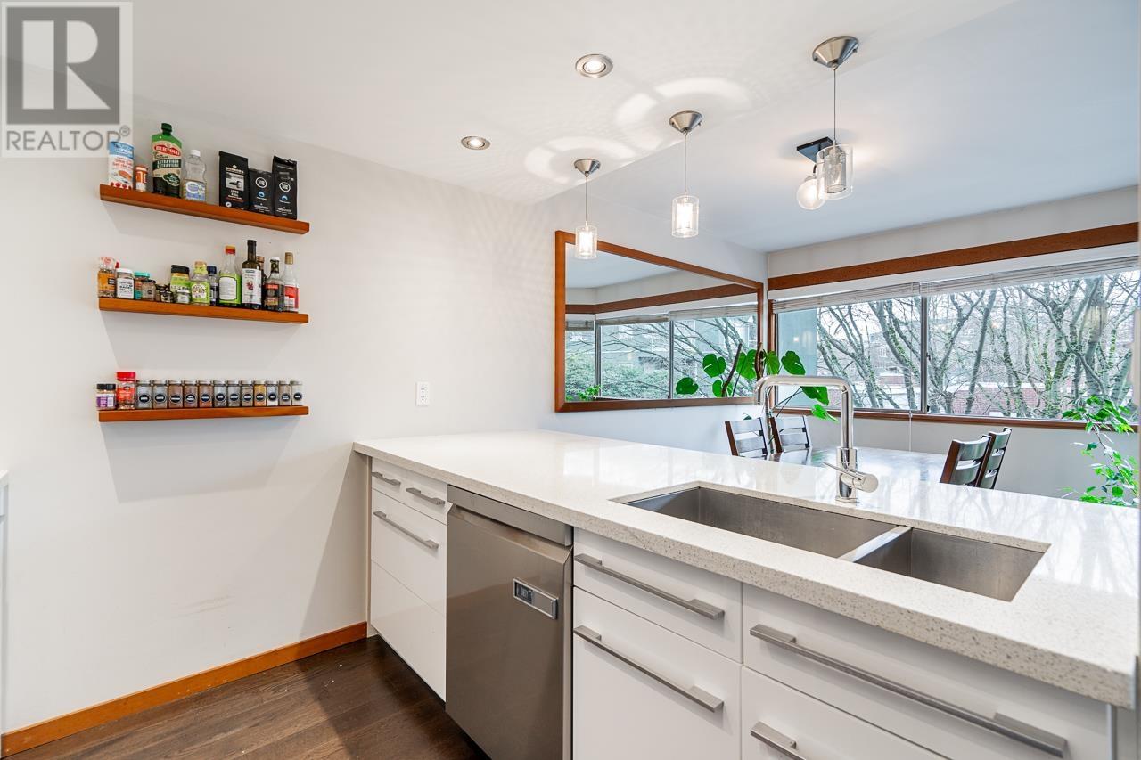301 1510 W 1st Avenue, Vancouver, British Columbia  V6J 4S3 - Photo 6 - R2976205