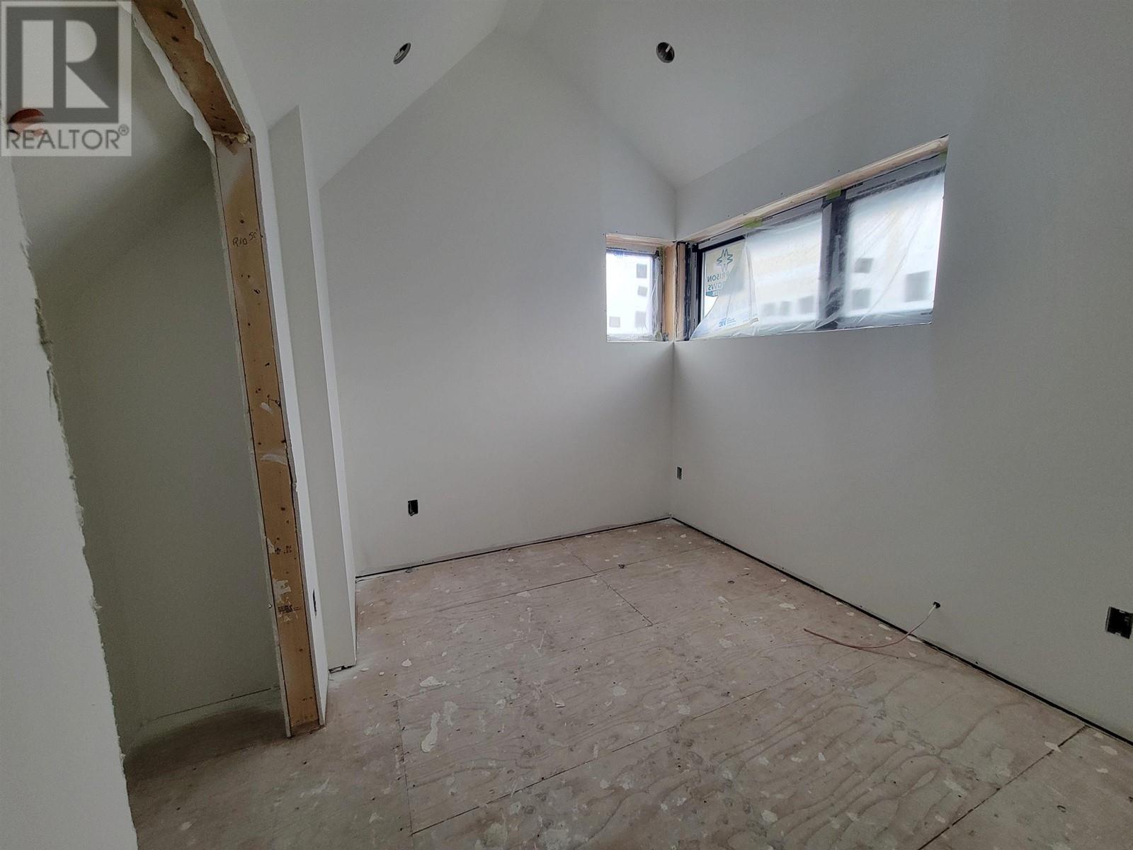 1629 E 59th Avenue, Vancouver, British Columbia  V5P 2G8 - Photo 37 - R2973565