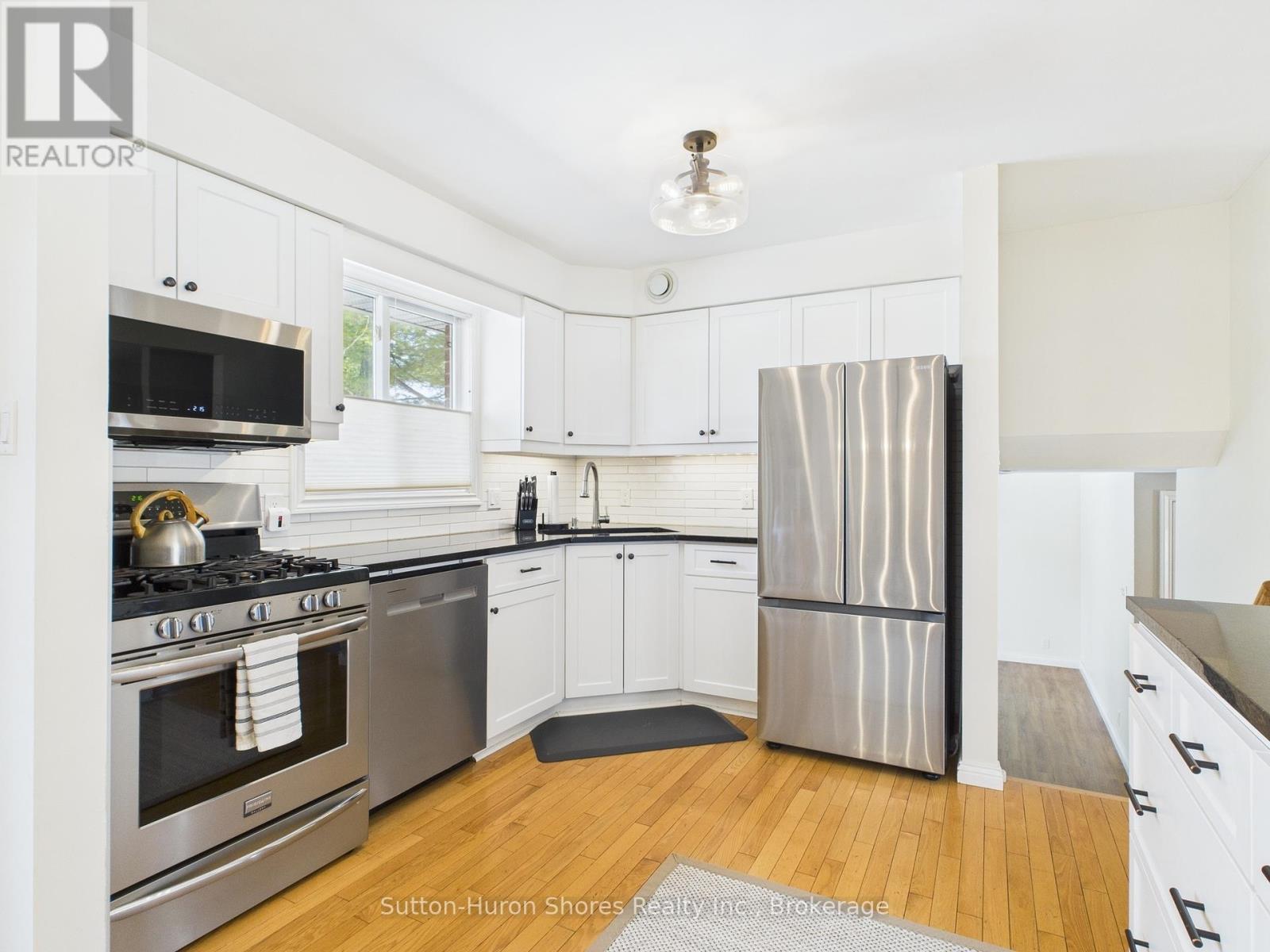 437 Thede Drive, Saugeen Shores, Ontario  N0H 2C4 - Photo 19 - X12012654