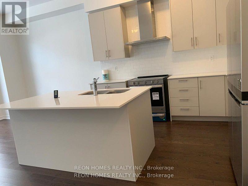 (Main) - 38 West Oak Trail, Barrie, Ontario  L9S 2Z4 - Photo 10 - S12012634