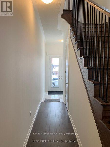 (Main) - 38 West Oak Trail, Barrie, Ontario  L9S 2Z4 - Photo 3 - S12012634