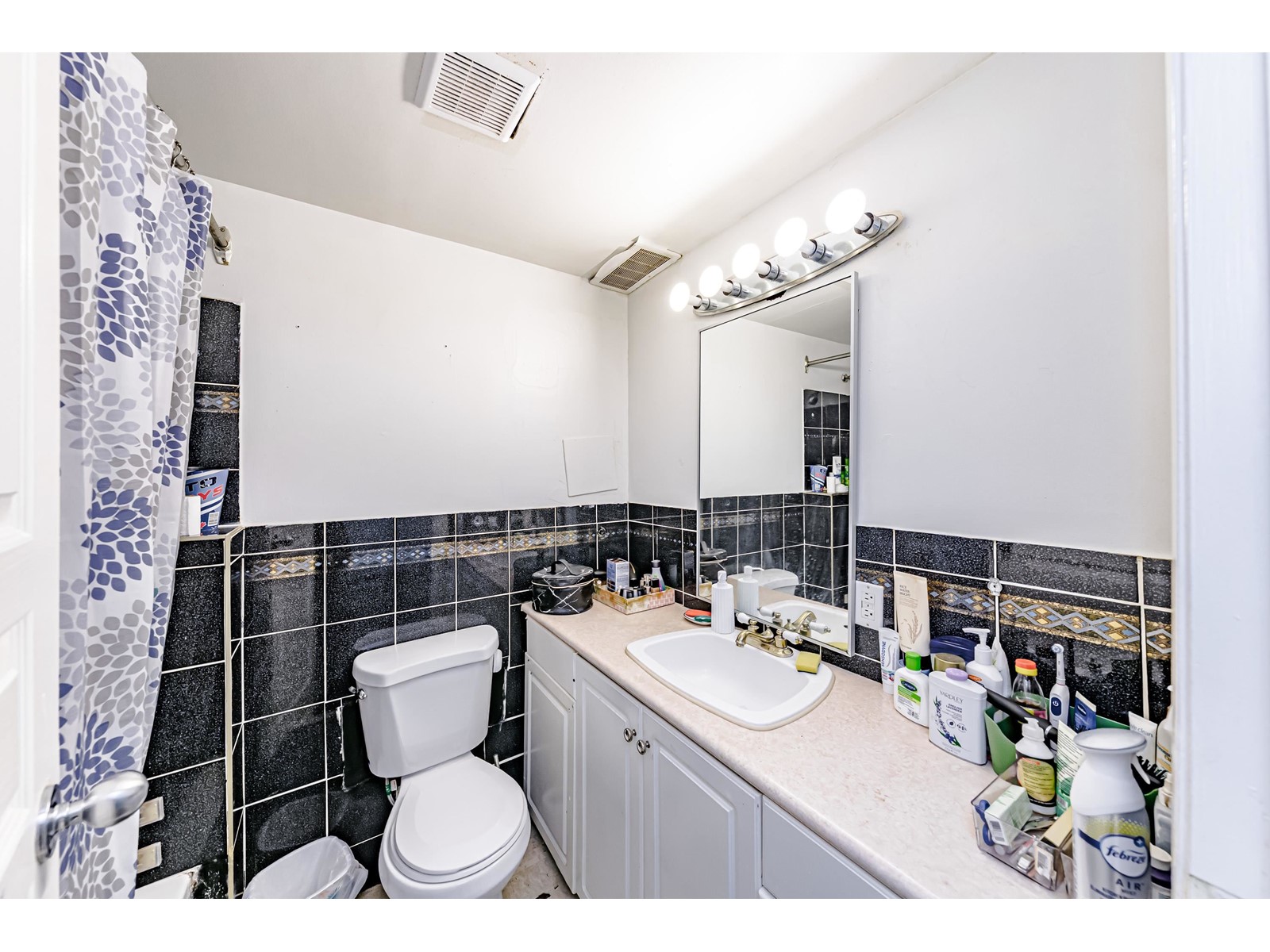 45649 Storey Avenue, Sardis West Vedder, Chilliwack, British Columbia  V2R 4E6 - Photo 17 - R2975764