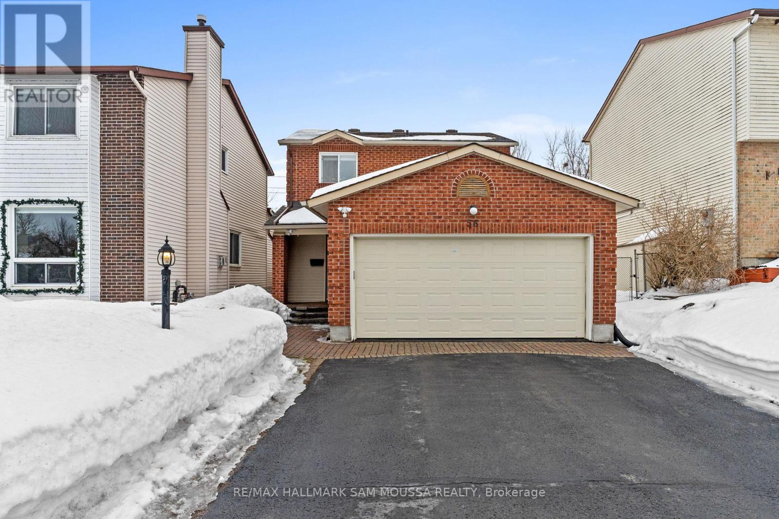 56 Coolspring Crescent, Ottawa, Ontario  K2E 7M8 - Photo 2 - X12012820