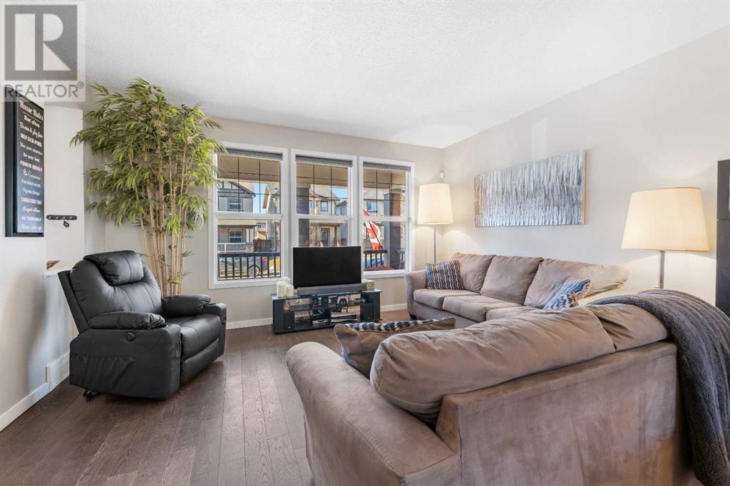 211 Skyview Point Road Ne, Calgary, Alberta  T3N 0K6 - Photo 5 - A2197196